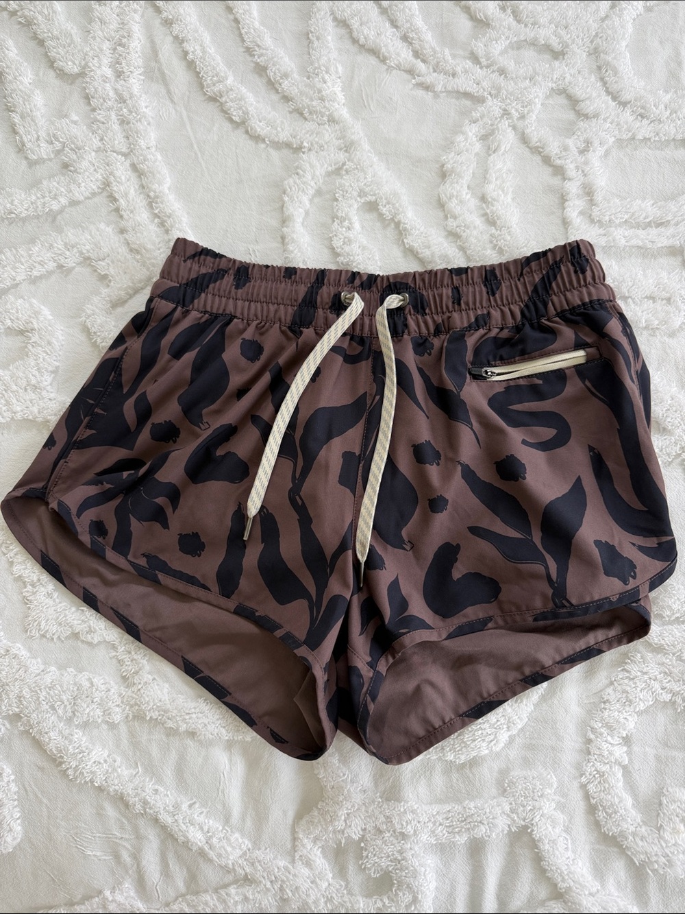 Vuori Clementine 2.0 Shorts - Chocolate Contigo - Small